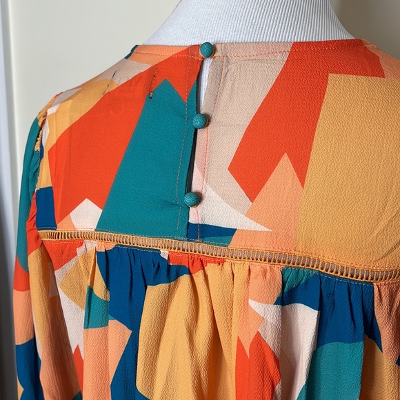 Vici Multi Color Shapes Top NWT Size XS - Picture 5 of 7